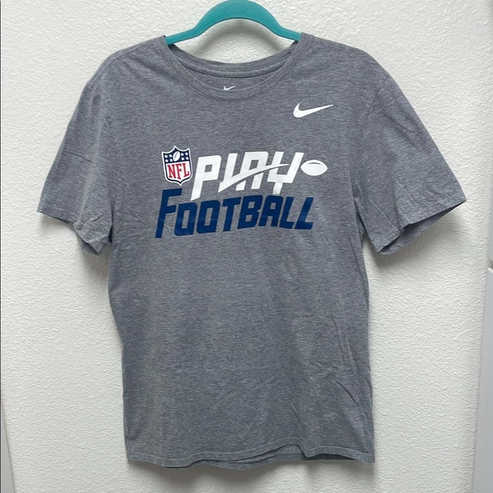 Nike Tee Men’s Large Gray NFL Play Football Graphic Logo T-Shirt Athletic Top